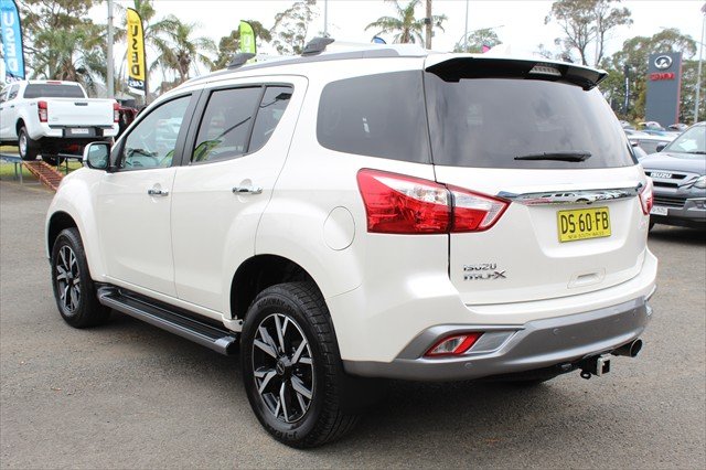 2019 Isuzu MU-X LS-T