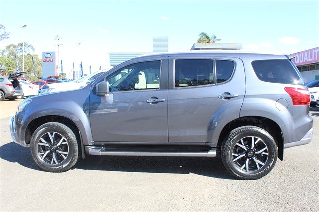 2020 Isuzu MU-X LS-T