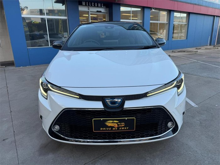 2022 Toyota Corolla Touring WxB Hybrid
