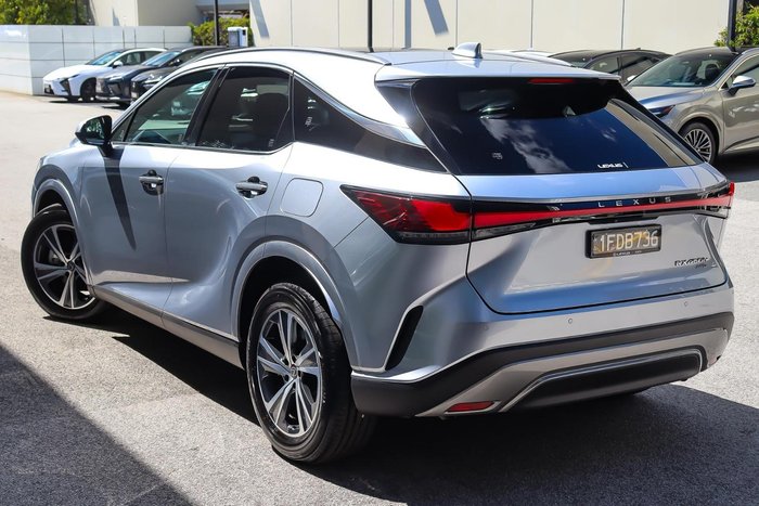 2026 Lexus RX 450h+ Luxury