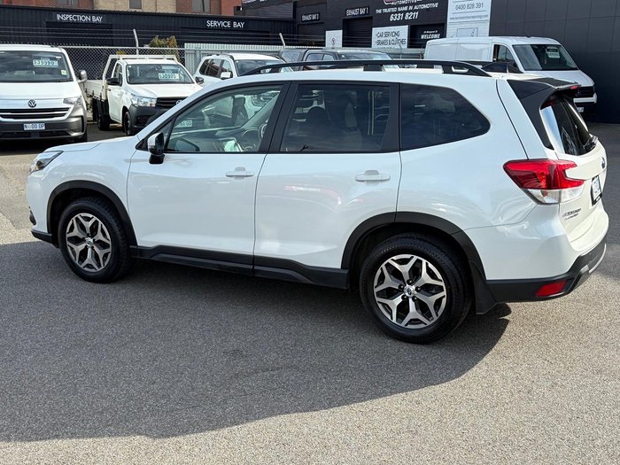2024 Subaru Forester 2.5i