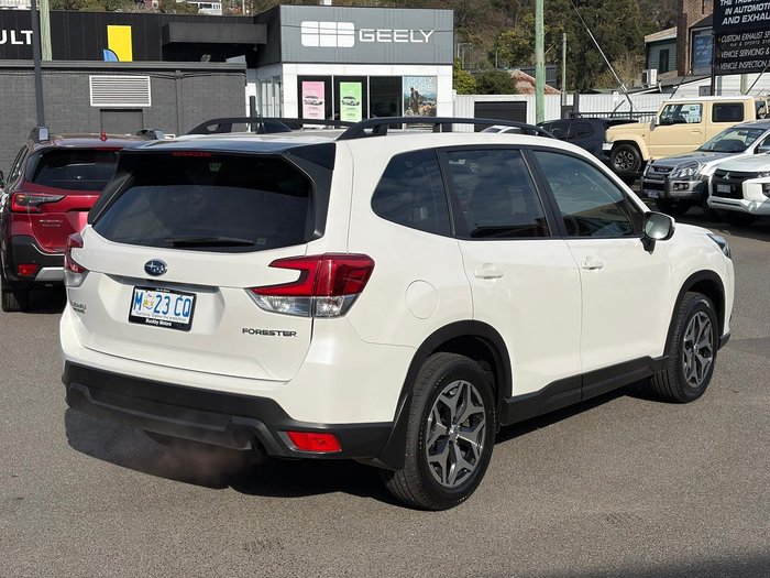 2024 Subaru Forester 2.5i