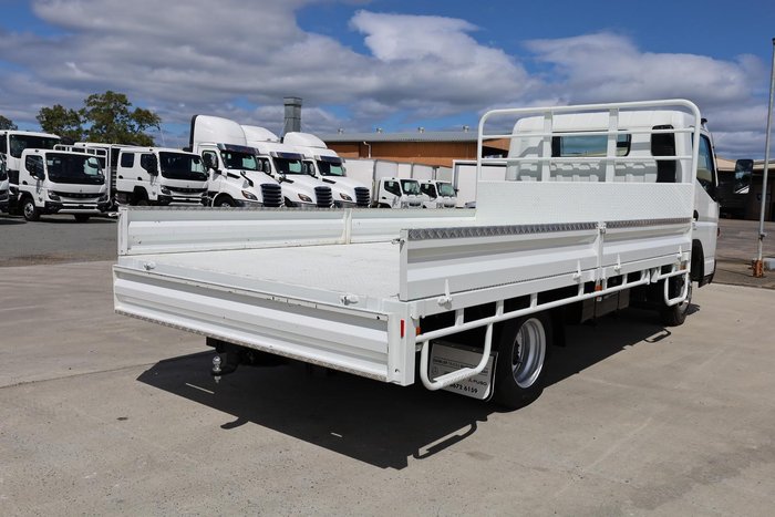 2022 Fuso Canter