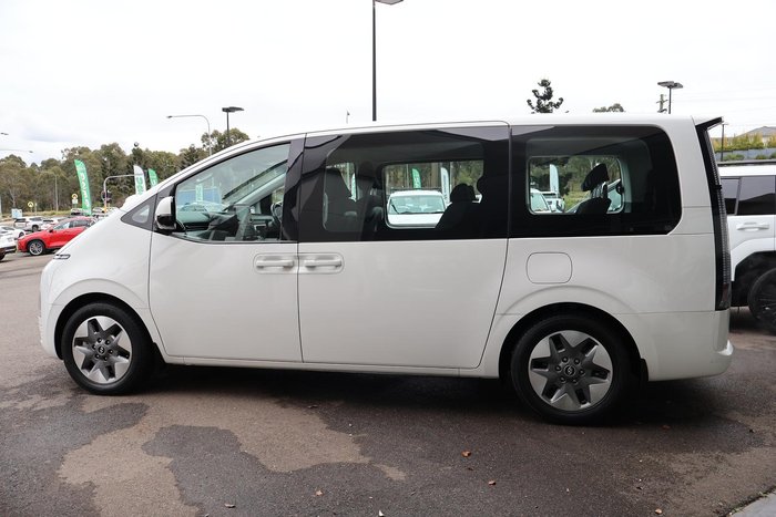 2023 Hyundai STARIA