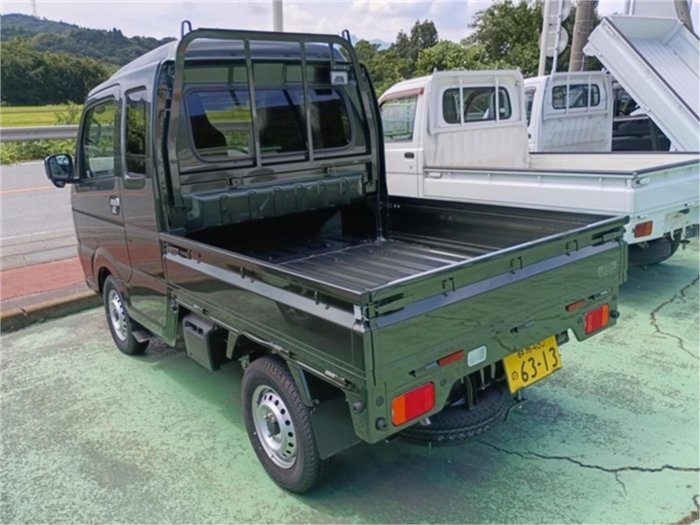 2025 Suzuki Carry X