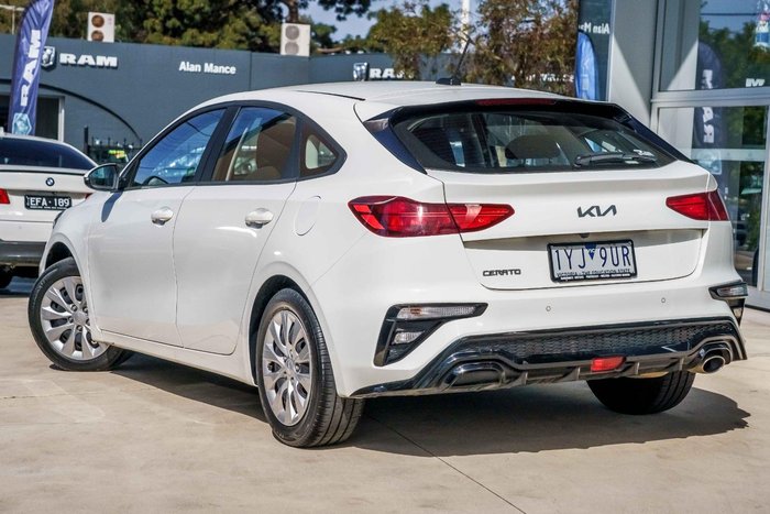 2023 Kia Cerato S