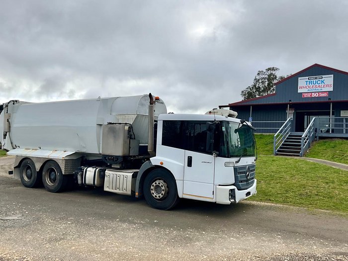 2019 Mercedes-Benz Econic
