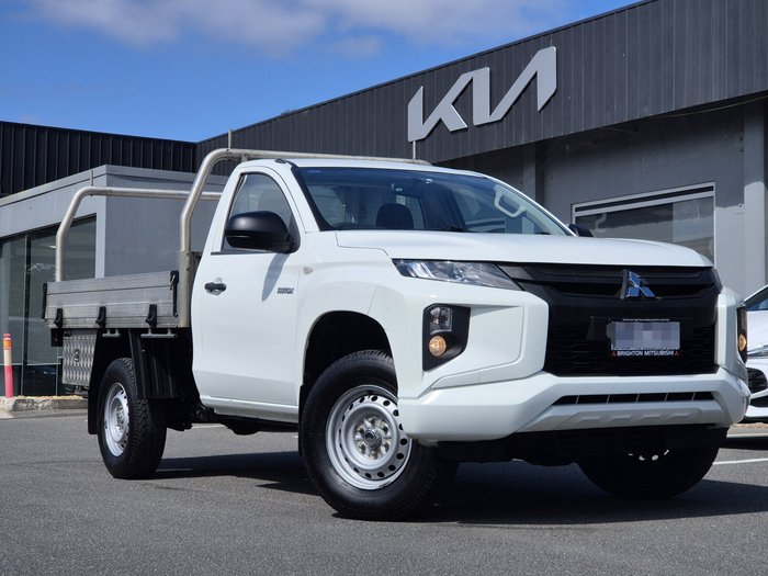 2022 Mitsubishi Triton