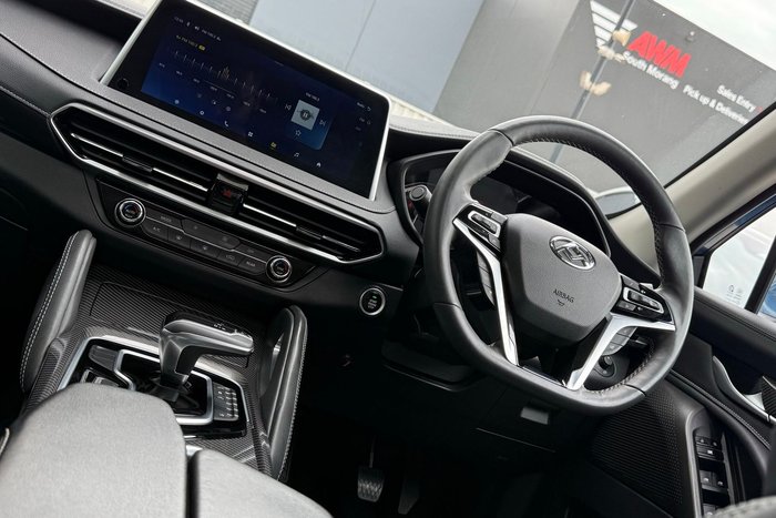 2022 LDV D90 Executive