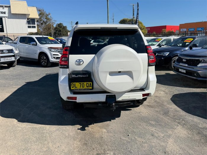2018 TOYOTA LANDCRUISER PRADO GX (4x4)