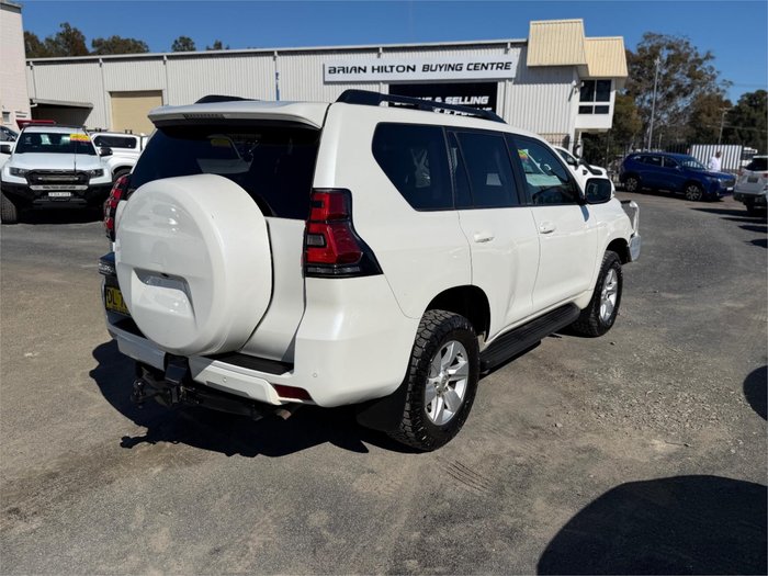 2018 TOYOTA LANDCRUISER PRADO GX (4x4)