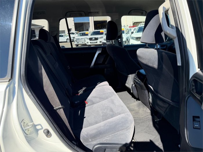 2018 TOYOTA LANDCRUISER PRADO GX (4x4)