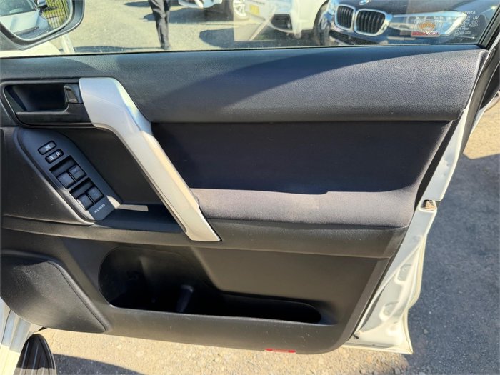 2018 TOYOTA LANDCRUISER PRADO GX (4x4)