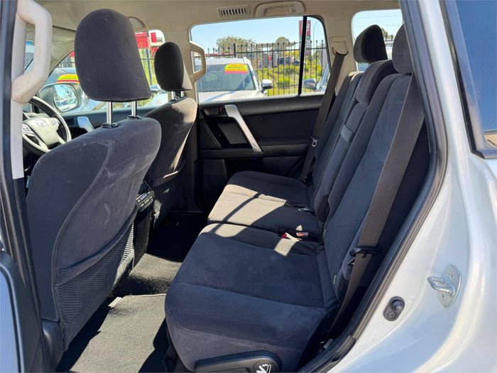 2018 TOYOTA LANDCRUISER PRADO GX (4x4)