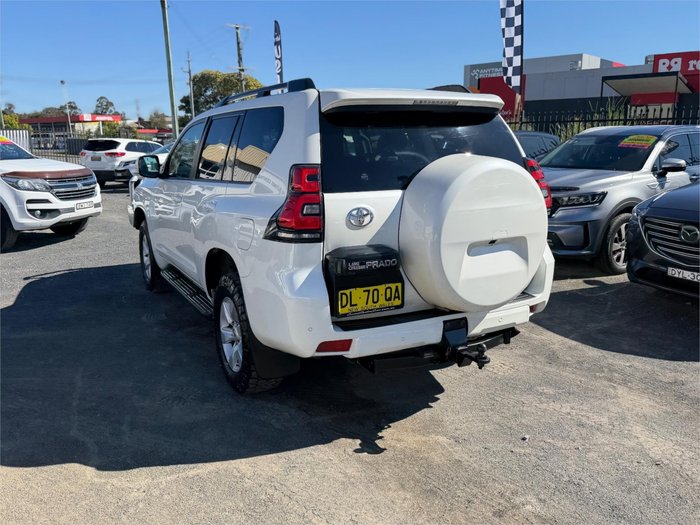 2018 TOYOTA LANDCRUISER PRADO GX (4x4)