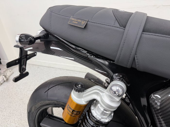 2026 Triumph SPEED TWIN 1200 CAFE RACER