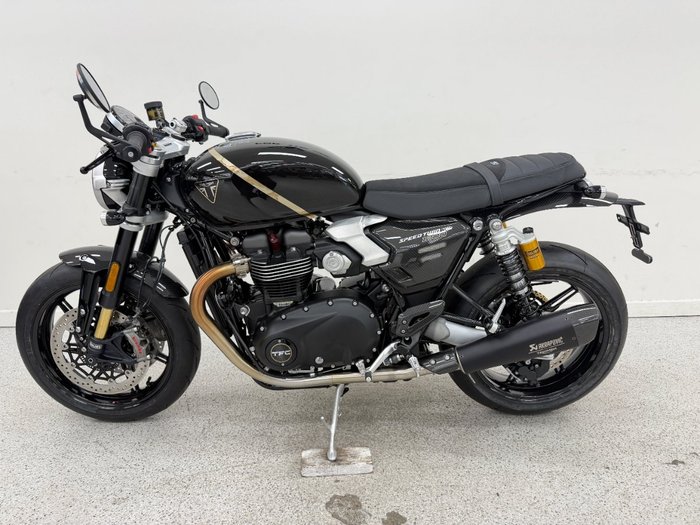 2026 Triumph SPEED TWIN 1200 CAFE RACER