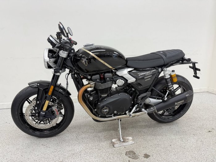 2026 Triumph SPEED TWIN 1200 CAFE RACER