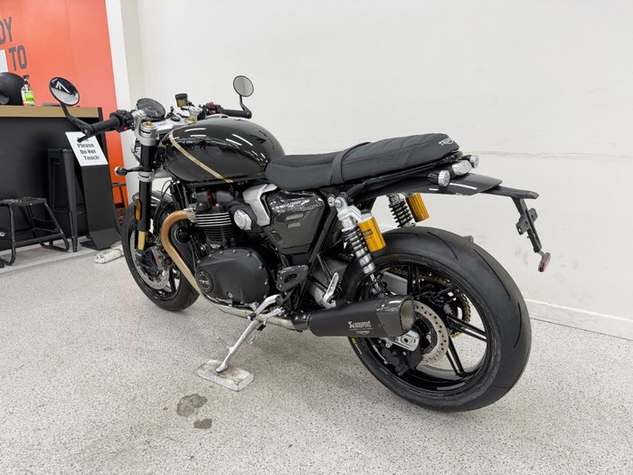 2026 Triumph SPEED TWIN 1200 CAFE RACER