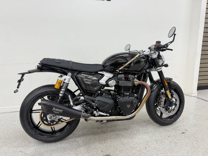 2026 Triumph SPEED TWIN 1200 CAFE RACER