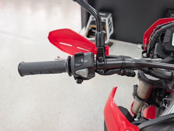 2025 Honda CRF300LA Red