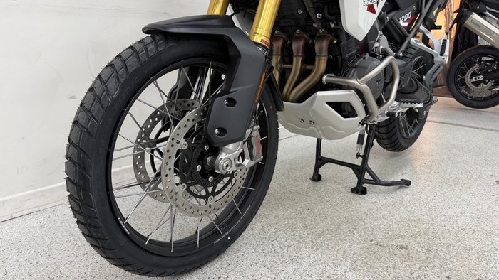 2026 Triumph TIGER 1200 RALLY PRO DESERT CRYSTAL WHITE