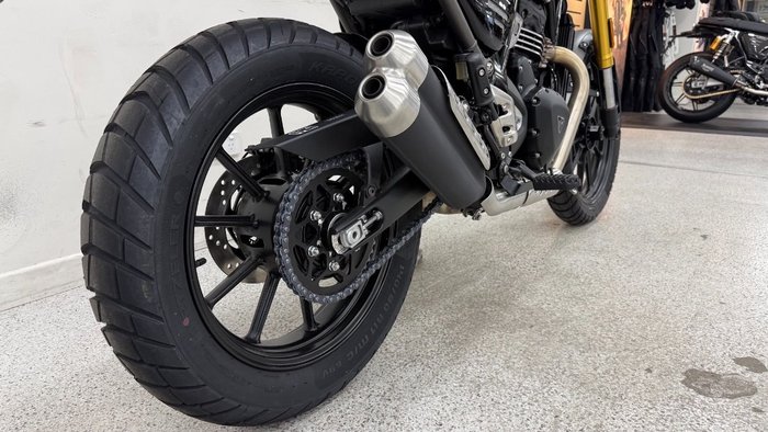 2026 Triumph SCRAMBLER 400 XC