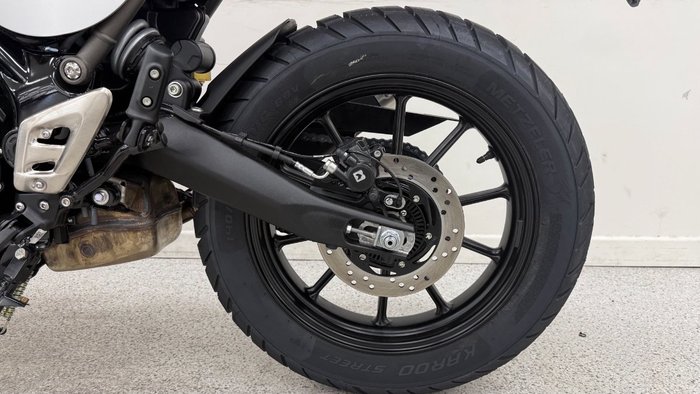 2026 Triumph SCRAMBLER 400 XC