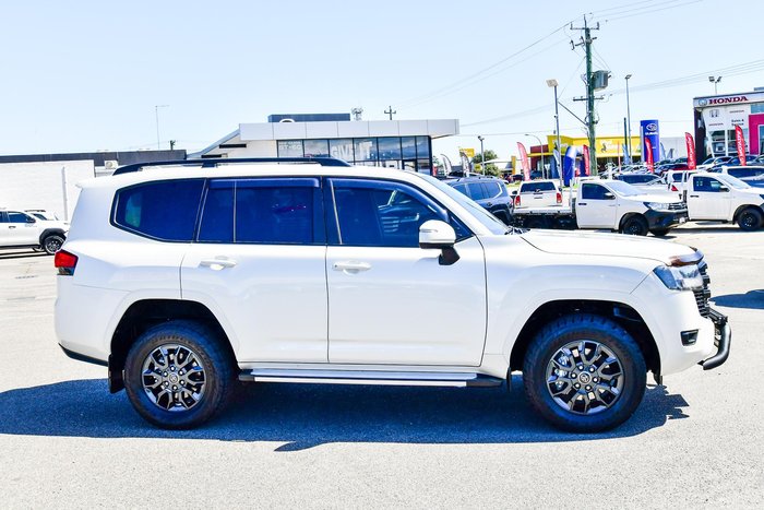 2023 Toyota Landcruiser