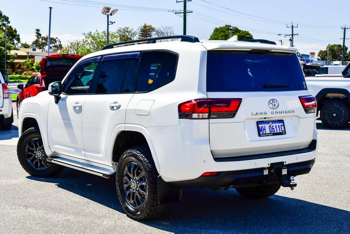 2023 Toyota Landcruiser