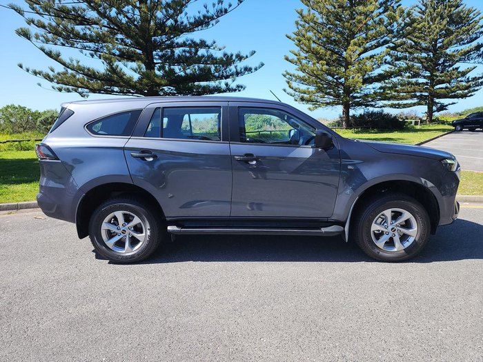 2025 Isuzu MU-X LS-M