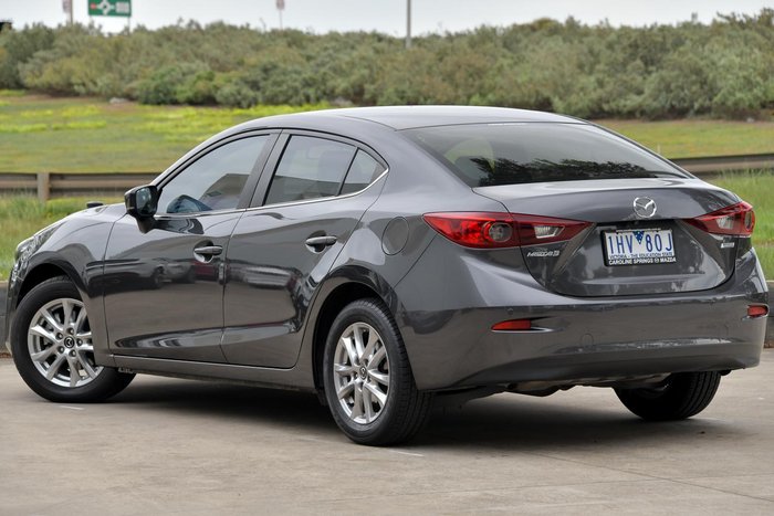 2016 Mazda 3 Maxx