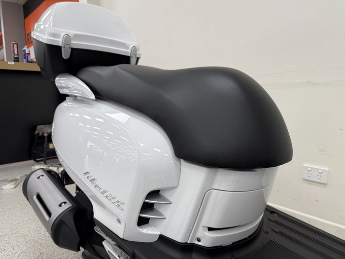 2026 Kymco LIKE 125 White