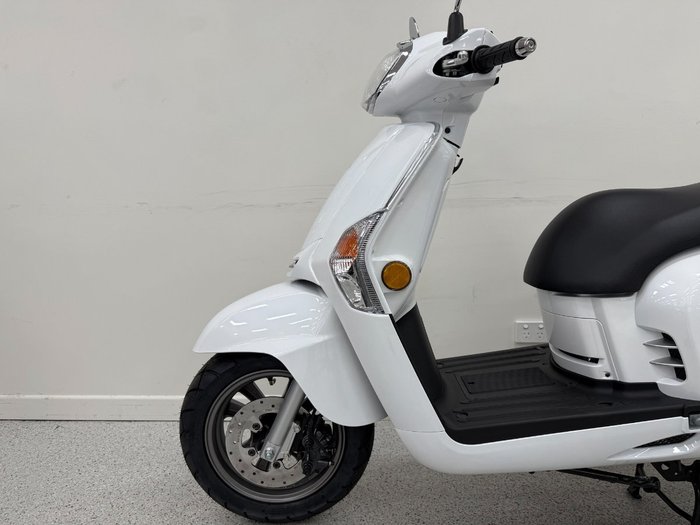 2026 Kymco LIKE 125 White