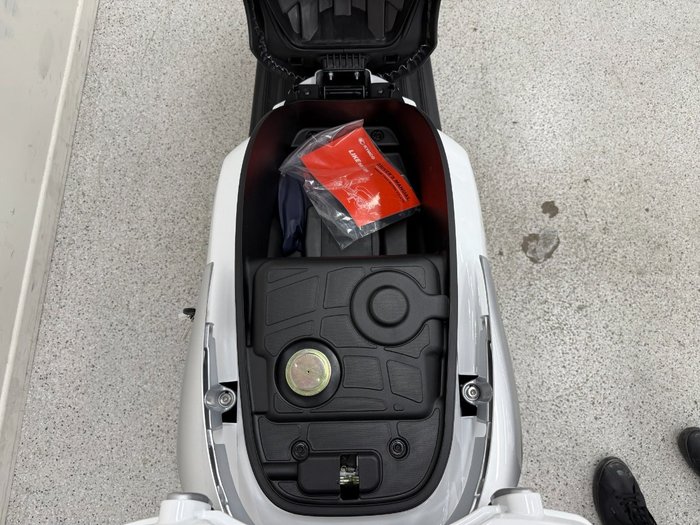 2026 Kymco LIKE 125 White