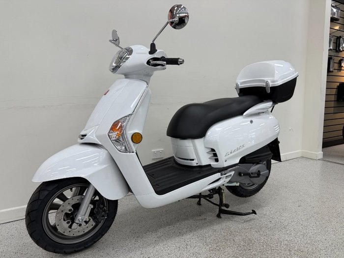 2026 Kymco LIKE 125 White
