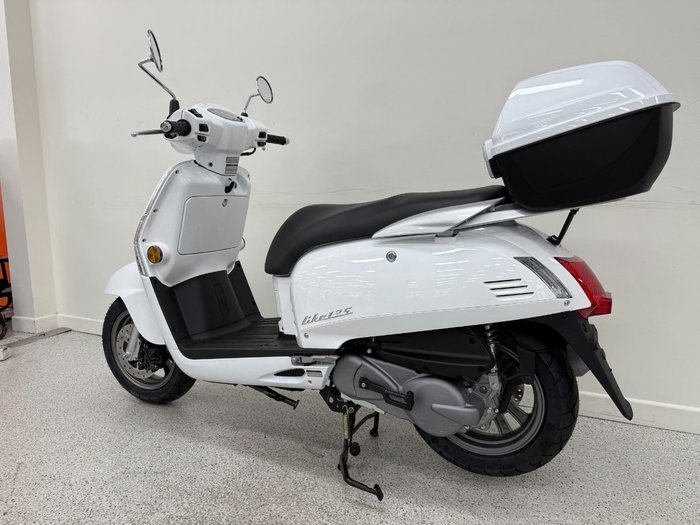 2026 Kymco LIKE 125 White