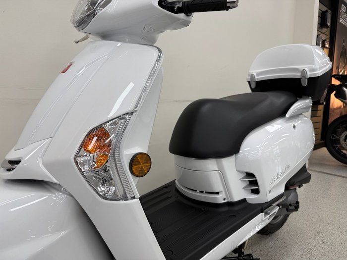 2026 Kymco LIKE 50 White