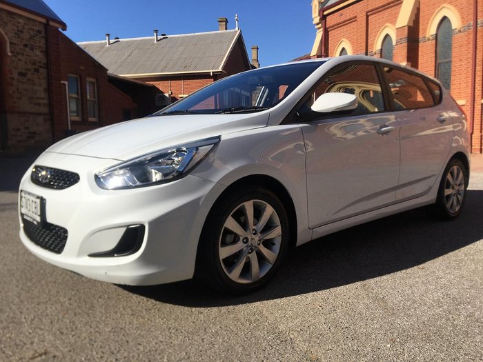 2019 Hyundai Accent Sport