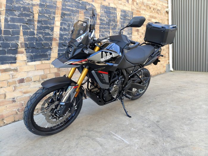 2026 SUZUKI V-STROM 800DE DUAL PURPOSE BLACK