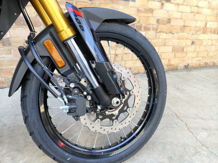 2026 SUZUKI V-STROM 800DE DUAL PURPOSE BLACK