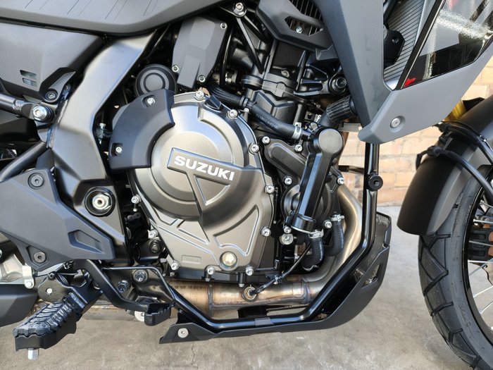 2026 SUZUKI V-STROM 800DE DUAL PURPOSE BLACK