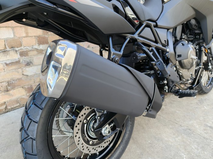 2026 SUZUKI V-STROM 800DE DUAL PURPOSE BLACK