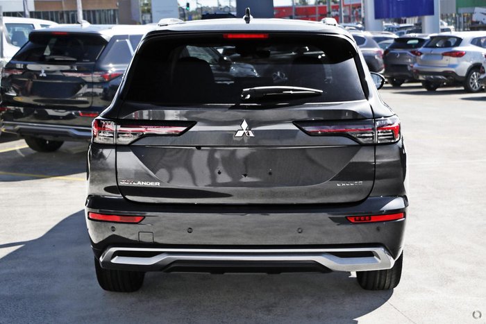 2026 Mitsubishi Outlander Exceed