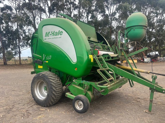 2011 McHale V660