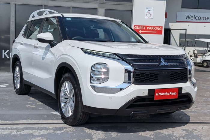 2023 Mitsubishi Outlander