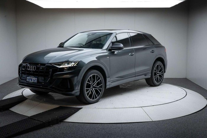 2022 Audi Q8