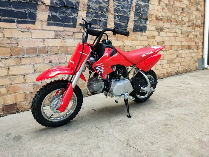 2027 HONDA CRF50F MINI BIKE RED