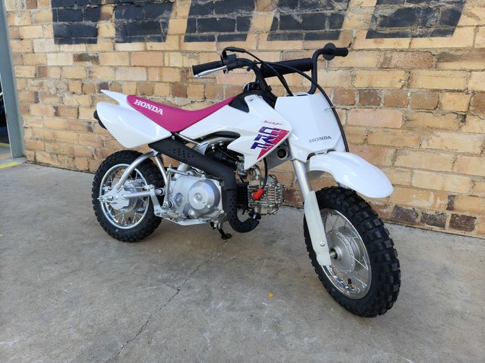2027 HONDA CRF50F MINI BIKE WHITE