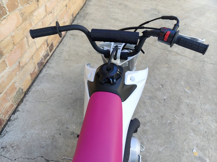 2027 HONDA CRF50F MINI BIKE WHITE